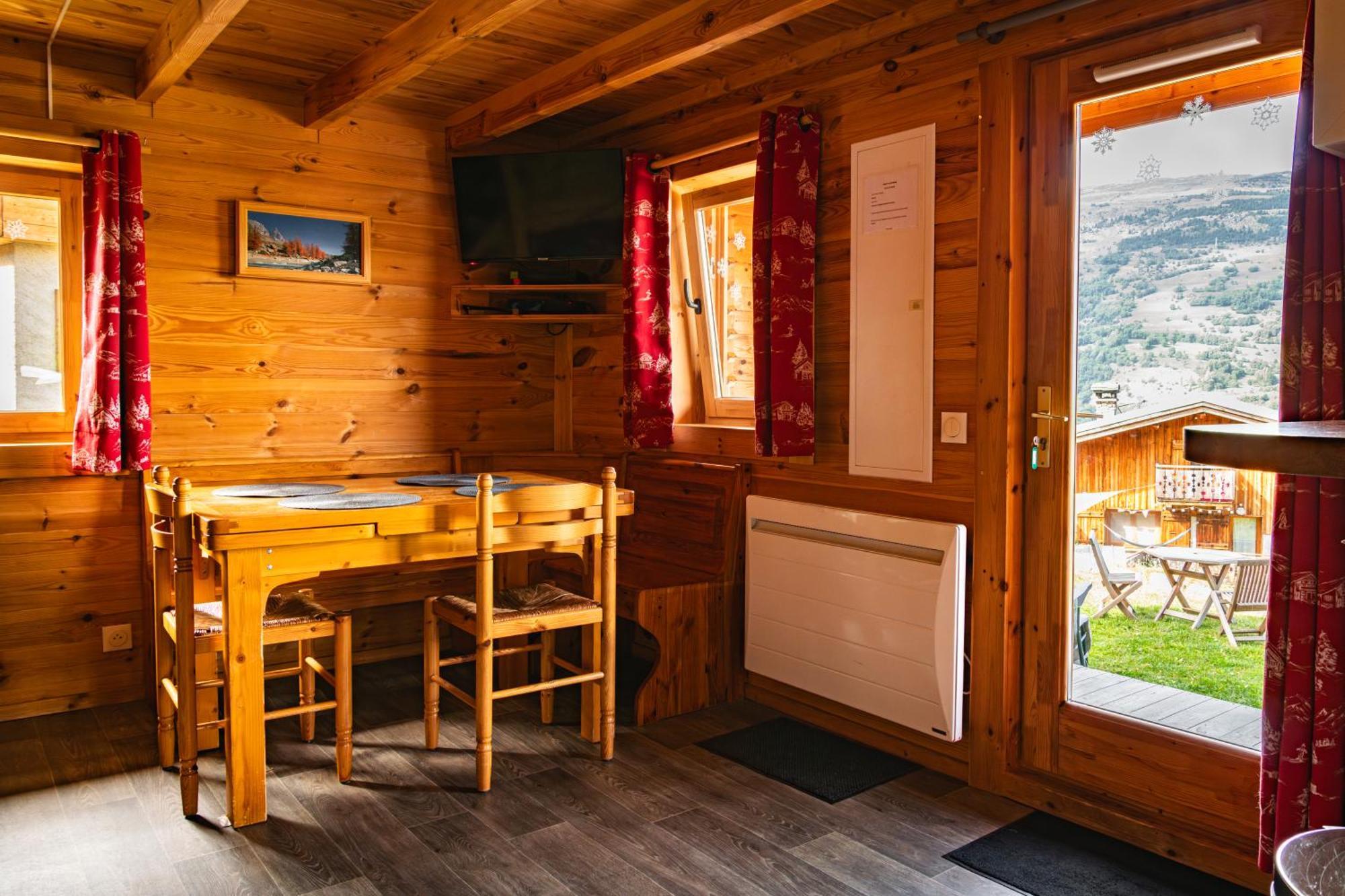Chalet Cosy Calme Proche Valee *
